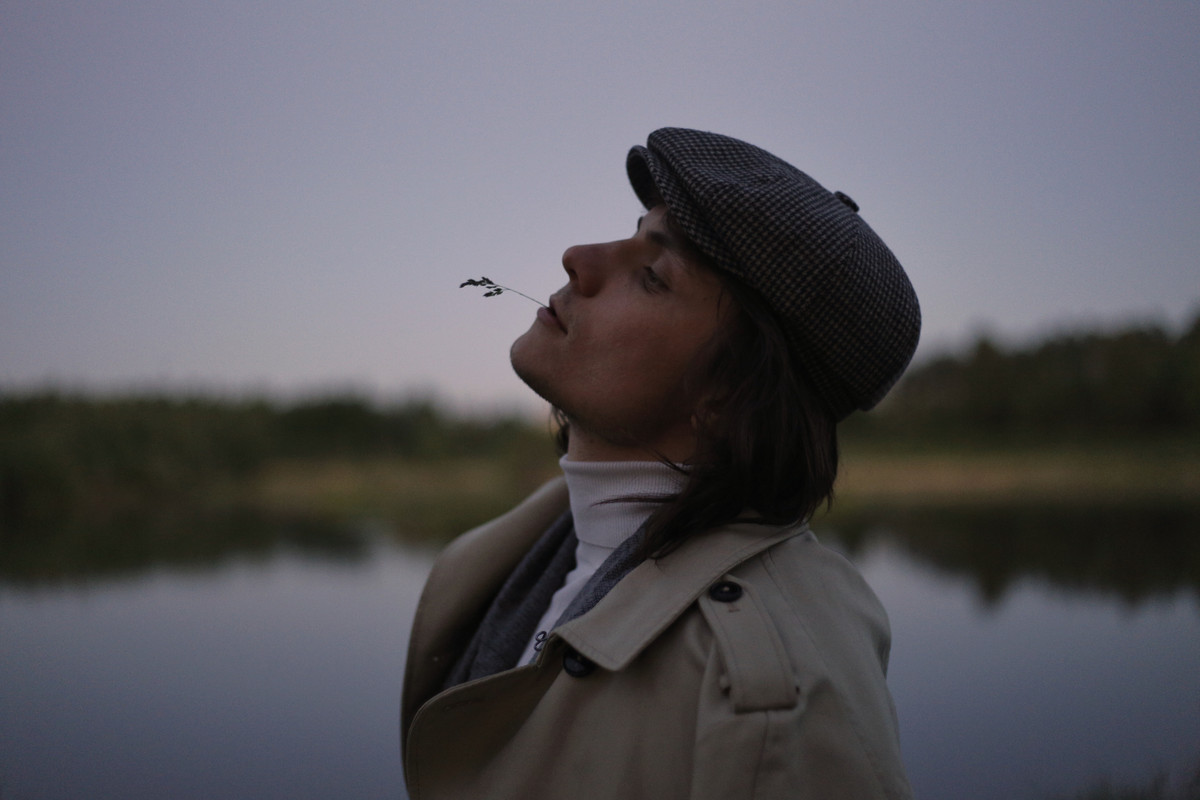 B18EB484-4E45-49B9-8AA8-94C0EF3AE860