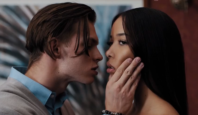 Freeze – Lia Lin – Tempted Tutor