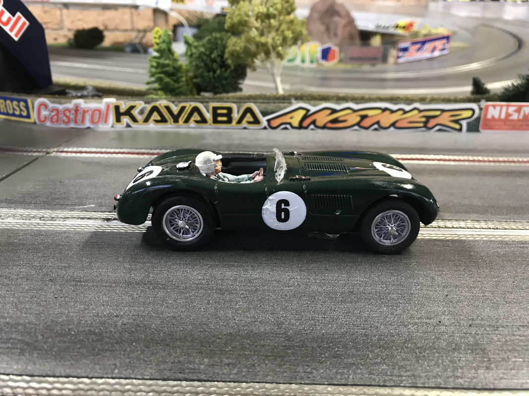 C8F18F1F-53AA-4AC9-89E5-6CA985879388