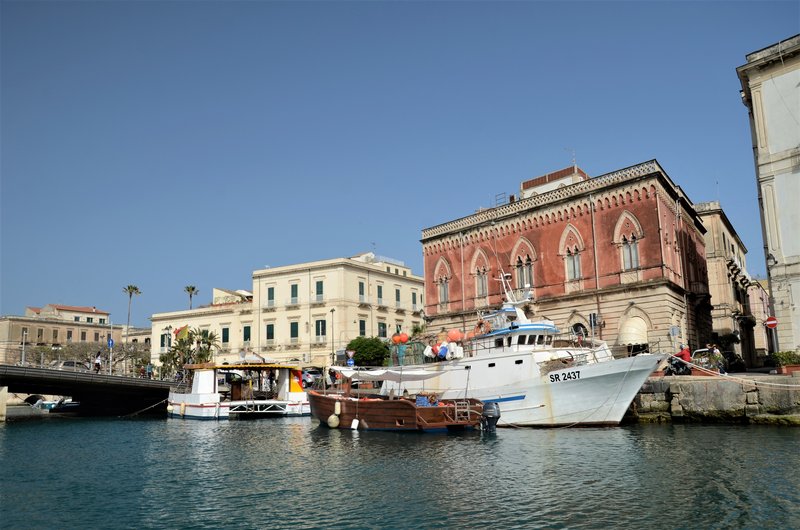 SIRACUSA-26-4-2019 - Italia y sus pueblos-2018/2019/2023 (79)