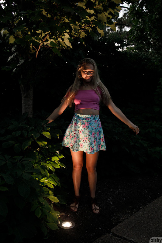 full_045_1348131411490106