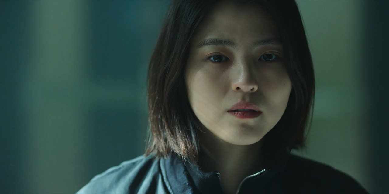 My Name 2021 WebRip Season 1 [Hindi + English] 480p 720p ESub Screenshot