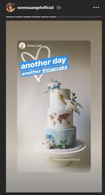 Kue resepsi Vanessa dan Bibi