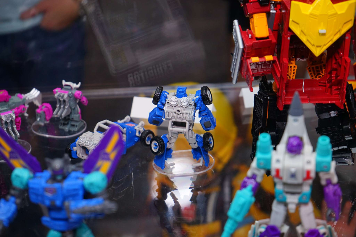 SDCC-2017-Transformers-Hasbro-Thurs-041