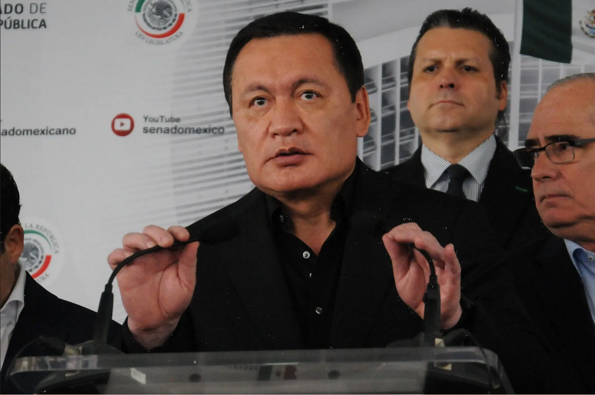 Se quiebra el PRI en el Senado