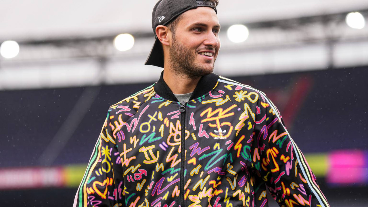 25D94990-1869-4E80-ABD4-B71EB796ABC8