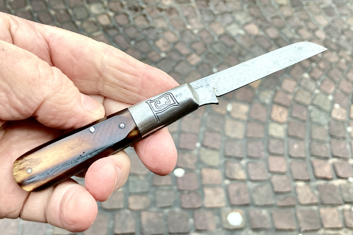 5A21A15F-7ACE-4A88-8A83-4E94489A8FE0