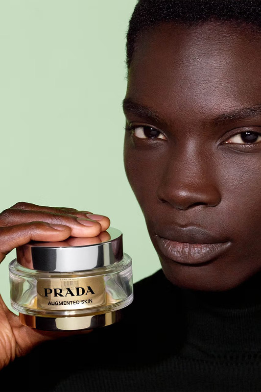 Prada, i prodotti make-up e skin care