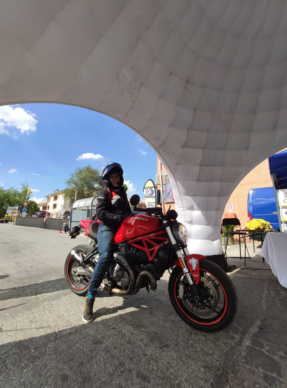 F60E00E3-AF65-428C-AB89-F366AE3B040E