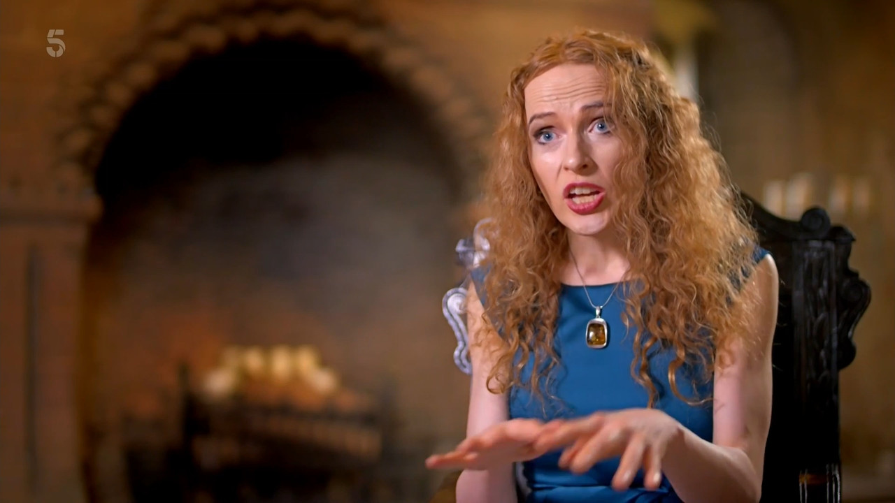 2023-01-14_20_30_Channel5_Secrets-of-the-Royal-Palaces_3x2.mp4_snapshot_29.23.420