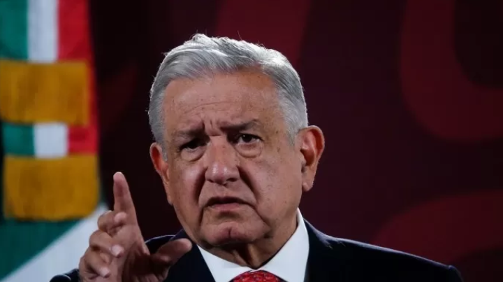 Acusa AMLO a la derecha de querer desacreditar a Cristina Fernández