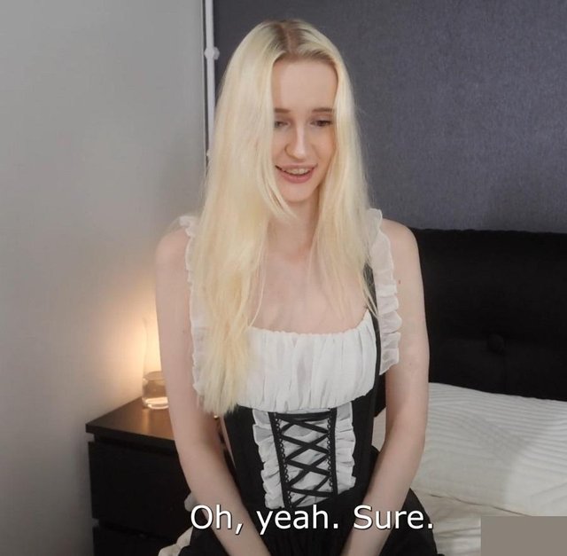 Cute Housemaids Fuck In Pantyhose 1