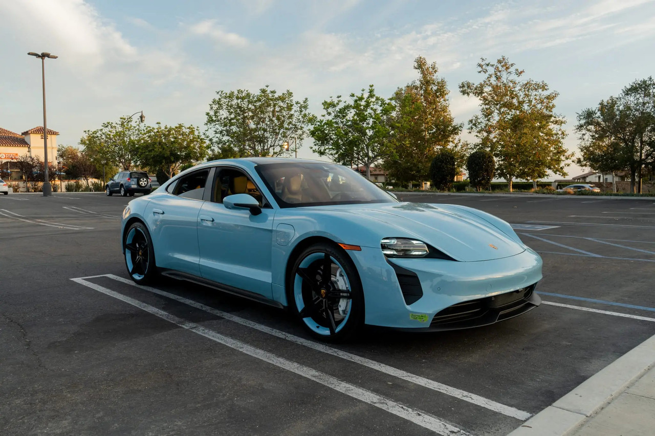 2023 Porsche Taycan