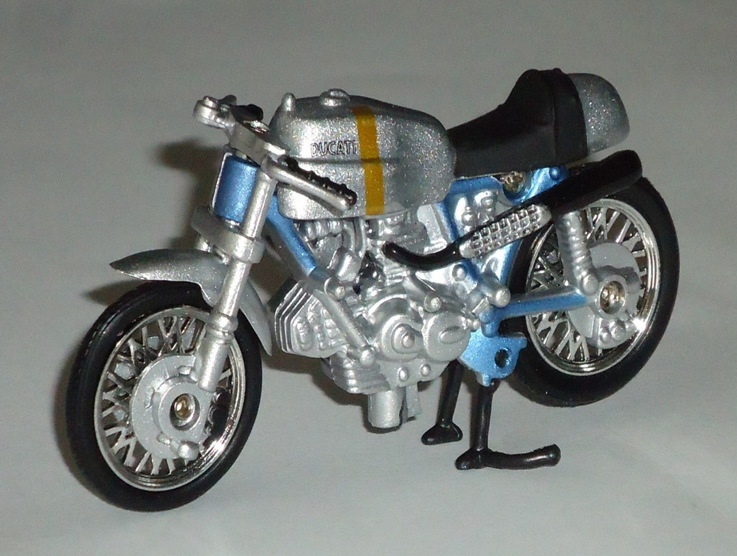 Ducati-750 Imola2