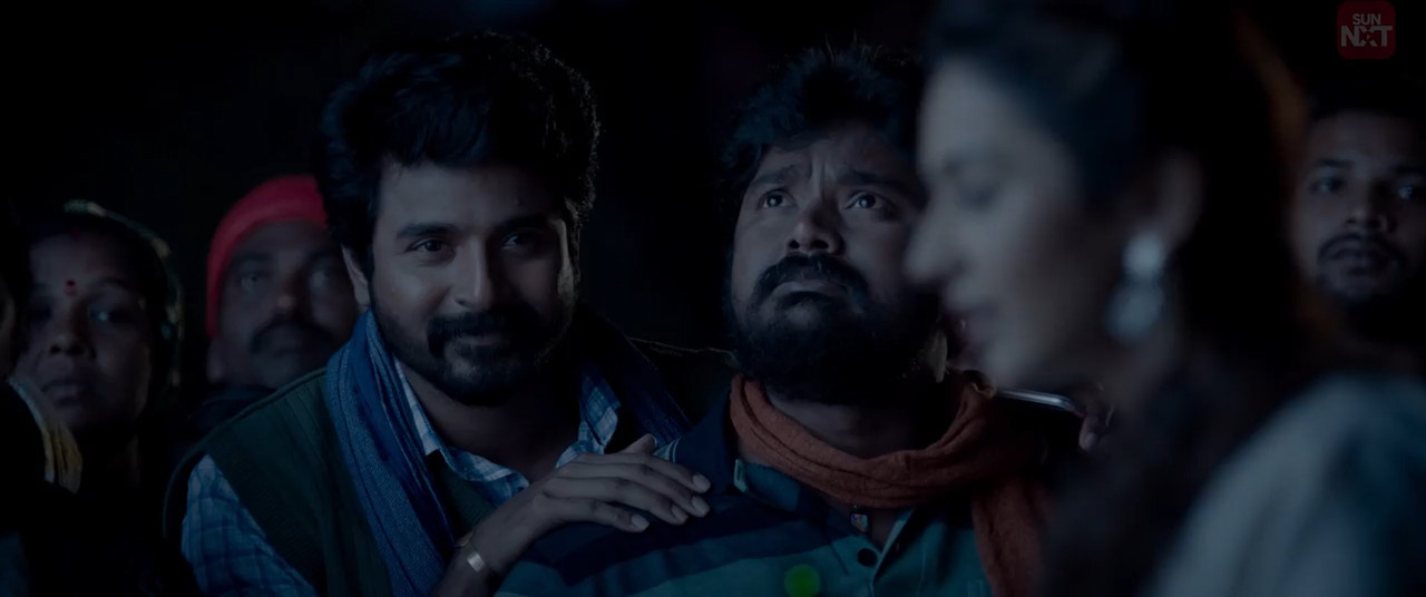 Ayalaan 2024 WebRip [Hindi + Tamil + Telugu] 480p 720p ESub Screenshot