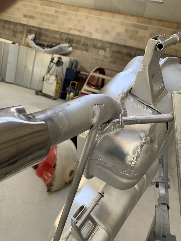 E12B36E9-ED48-49A4-A7DB-C6EC15C71B0E