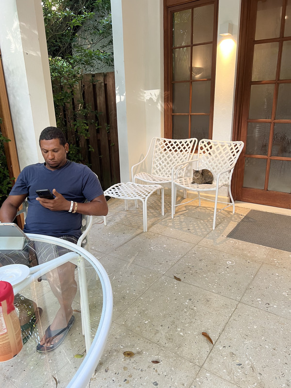 AA8544FD-C416-4914-BC78-5C57DC33F092