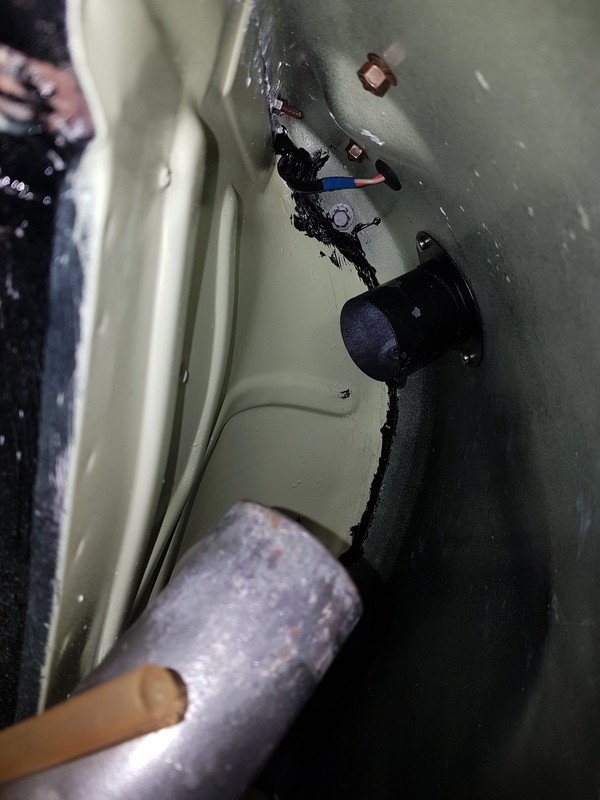 Goulotte réservoir (1)