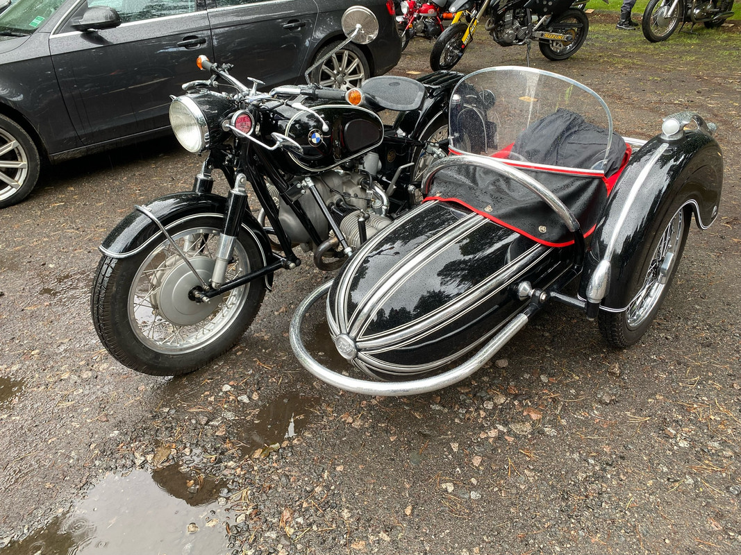 FC7EED92-E135-49ED-9BC5-685A9622B0E1