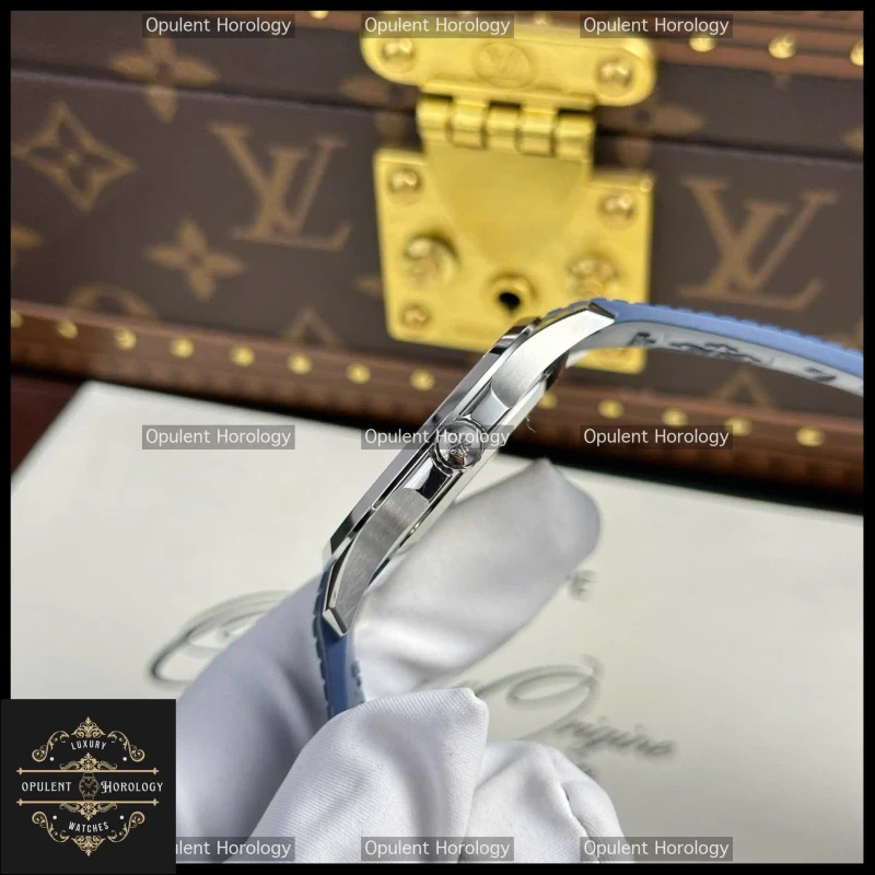 Patek Philippe Aquanaut 5168G Replica Blue Dial 42.2mm Steel Caliber 324SC