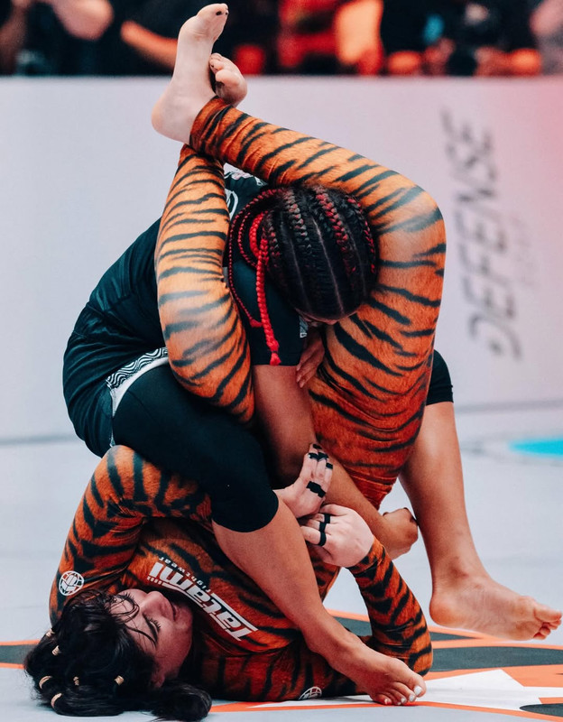 LEGINS JIUjitsu895Action photos by shadedblonde from cjiofficial