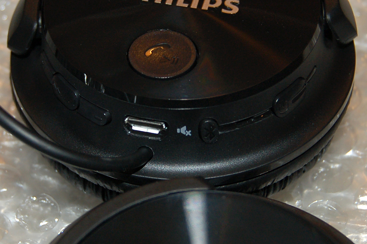 PHILIPS_SHB3060BK-00_06