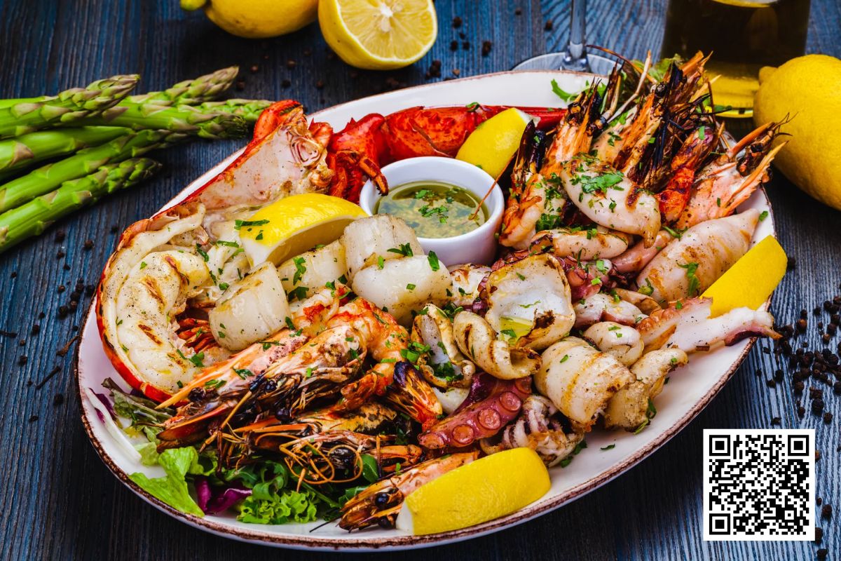 The Best Seafood to Eat in Every Season