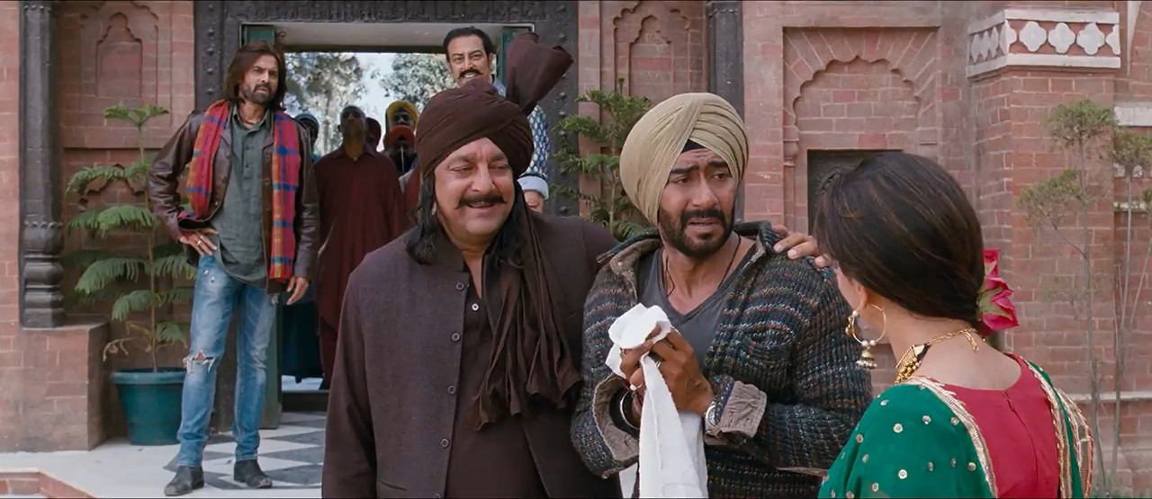 Son of Sardaar 2012 BluRay [Hindi] 480p 720p ESub Screenshot