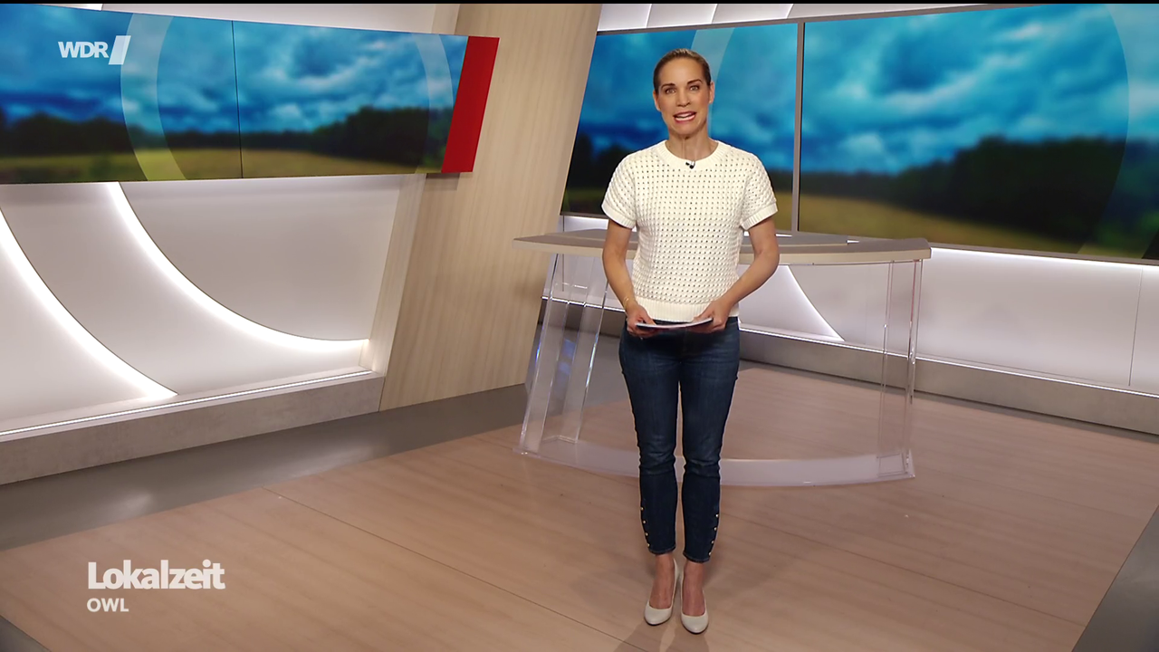 Kristina Sterz WDR Lokalzeit OWL 03 06 2026 89X Caps 88