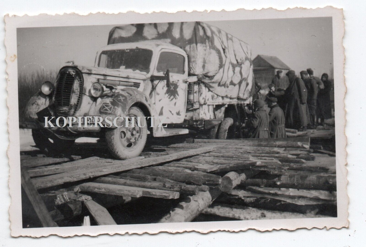 Russland 1941 SDkfz LKW Tarn Camo Kennung Kamerad Notbrücke Knüppeldamm