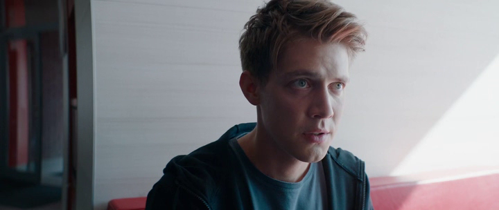 vlcsnap-2020-10-28-08h08m00s747