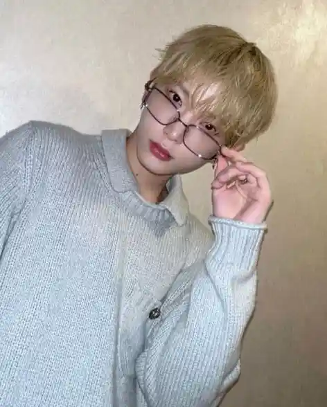 3c19d5b9566e0b39b11e58a770d67b2f_copy_472x588