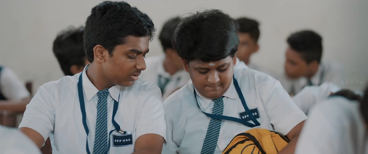  WebRip [Tamil] 480p, 720p ESub Screenshot