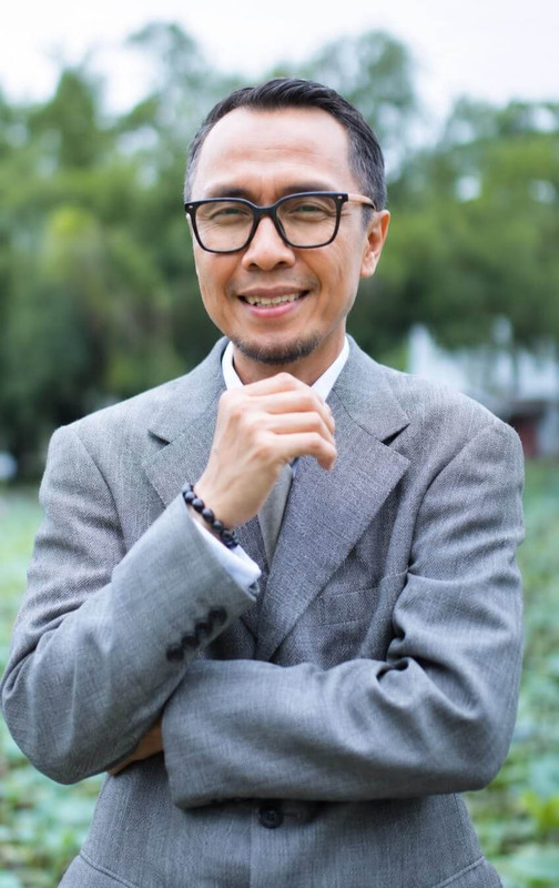 Dr. Erwansyah