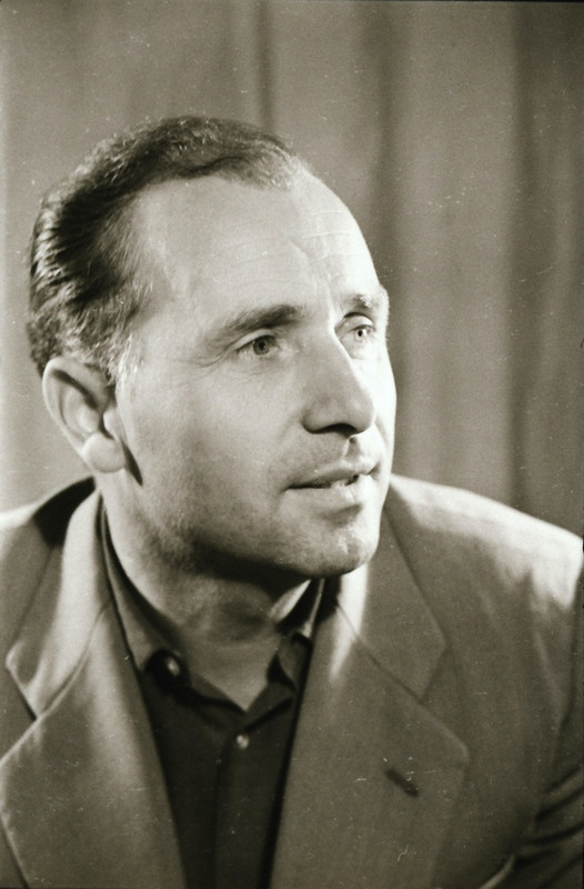 7iw0crhqebcalxfw-1024