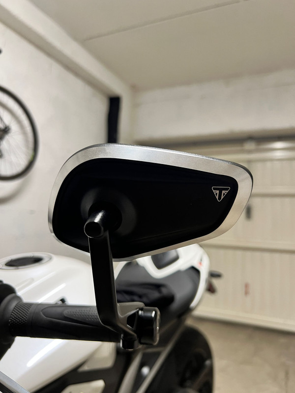 WhatsApp Image 2025-03-30 at 09.48.42