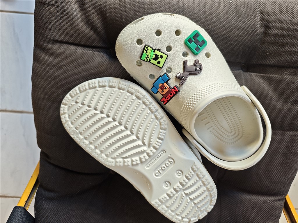 Crocs minecraft (2) (1024 x 768)