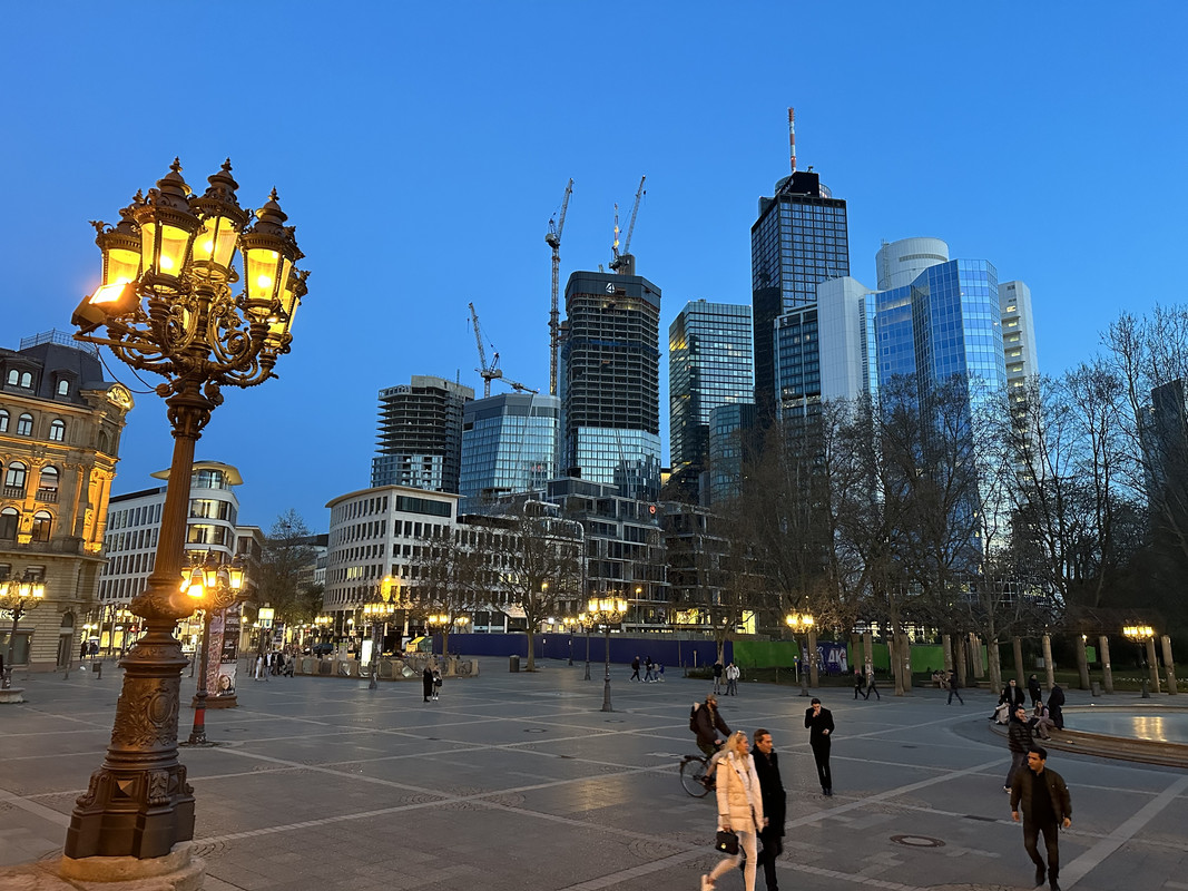 E95DCE5A-C455-4BD4-8819-33B537024D71