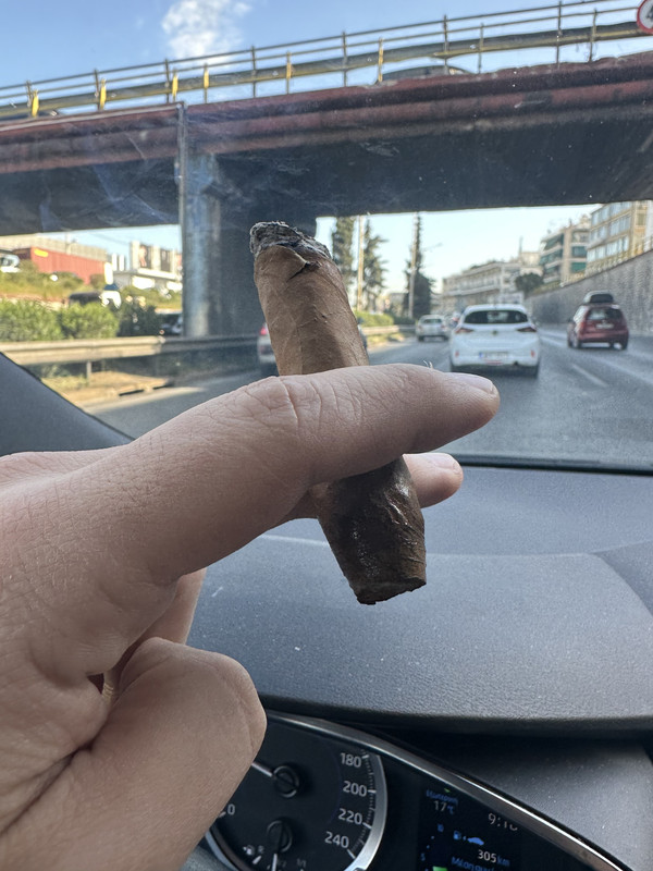 81DF97E3-581E-43E6-B4CA-0442923425DD