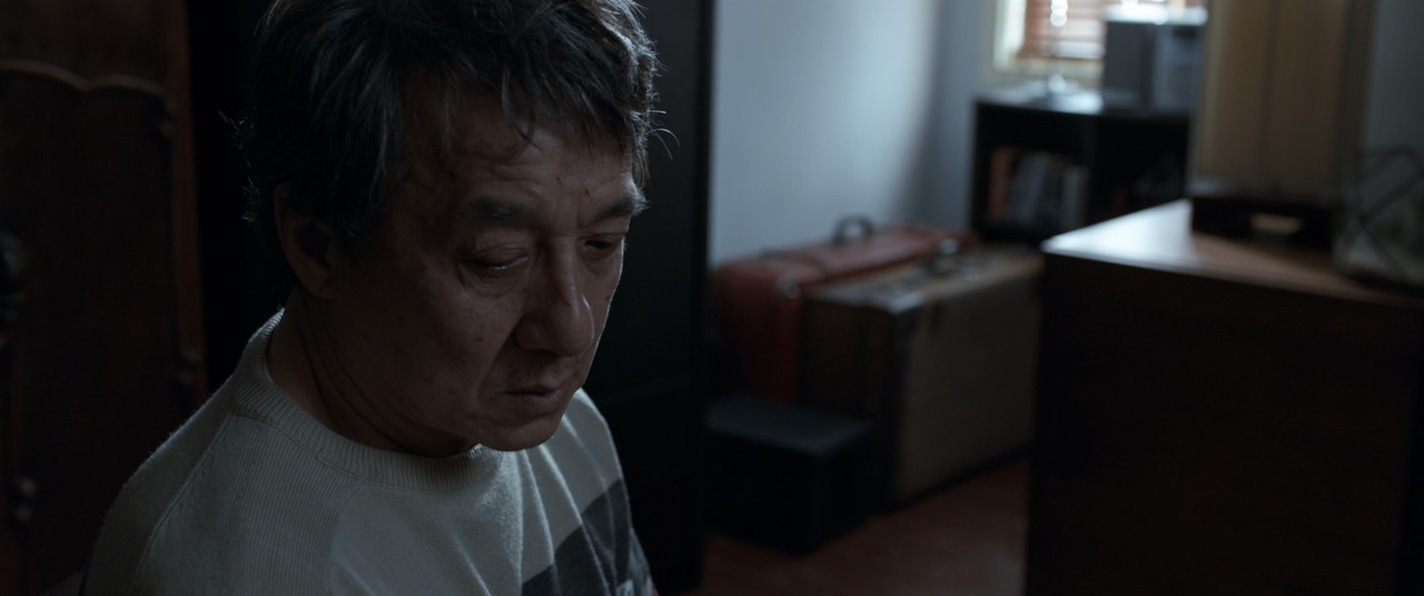 The Foreigner 2017 (1080p x265 10bit Tigole).mkv_snapshot_00.15.
