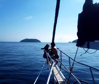 Momento de navegação a bordo da Noah Boats