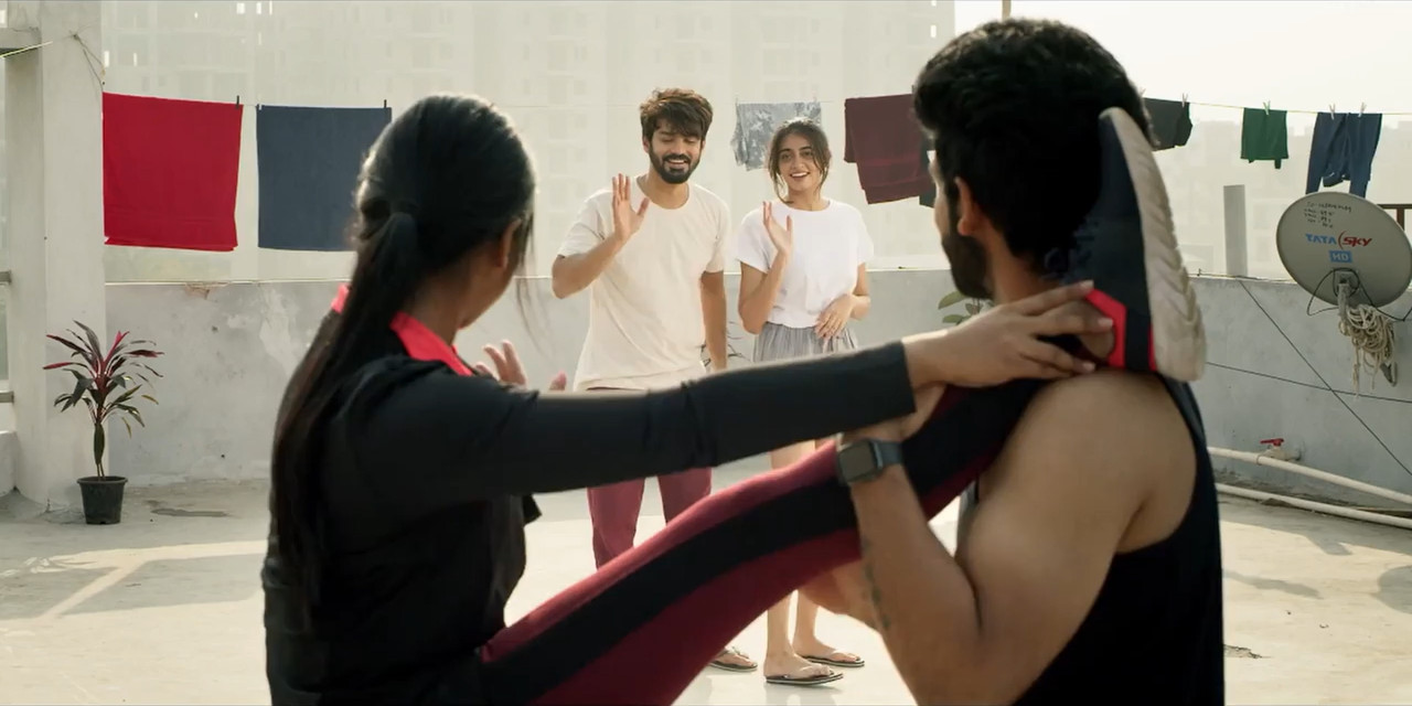 Emoji 2022 WebRip [Hindi + Telugu] 480p 720p ESub Screenshot
