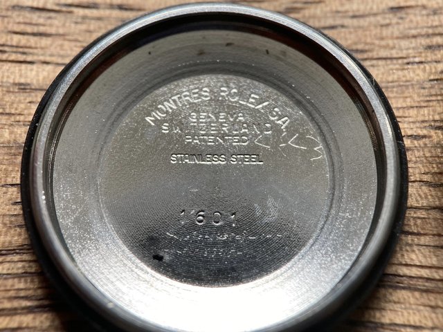 Amis connoisseurs de 1601… 74-C7-FC64-7056-4-E97-8430-35-D5-D707-CAD5