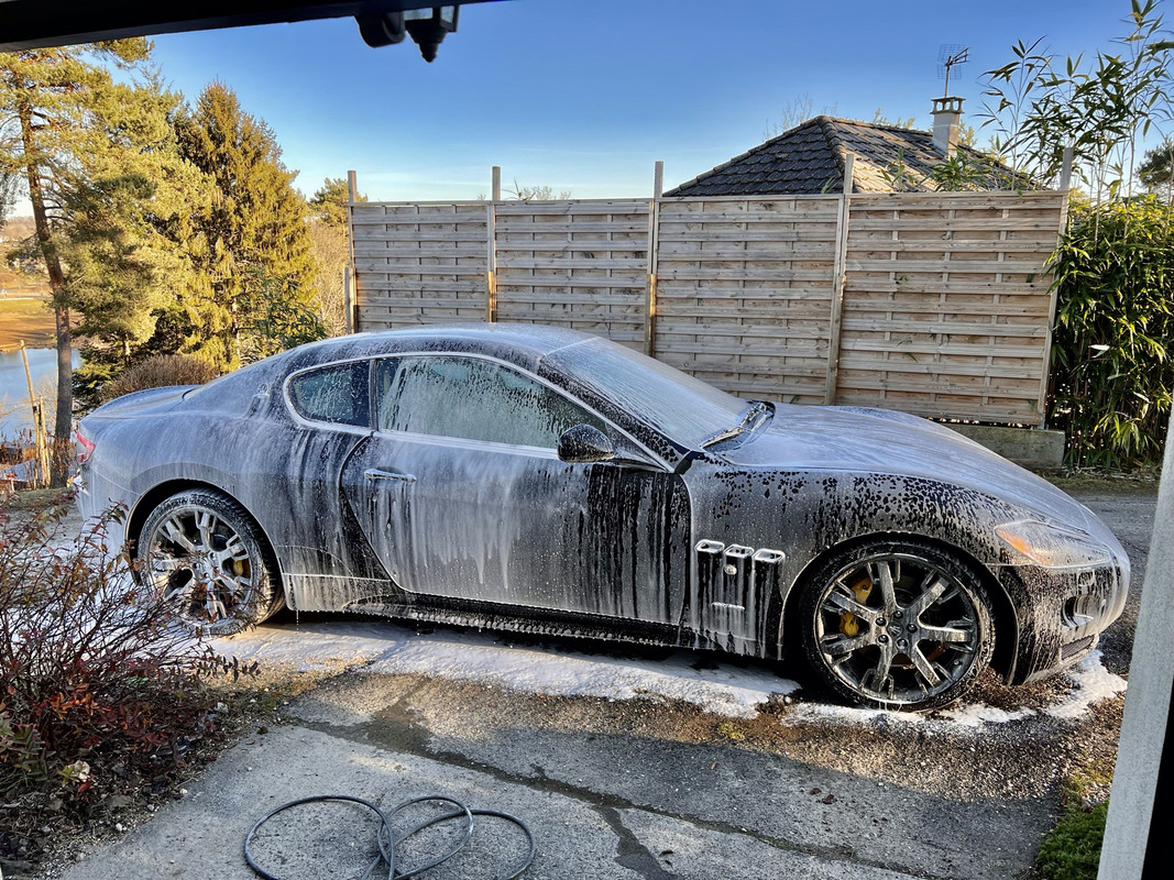 09E0BA6C-1B61-49F2-9B05-4EFF6F710A05