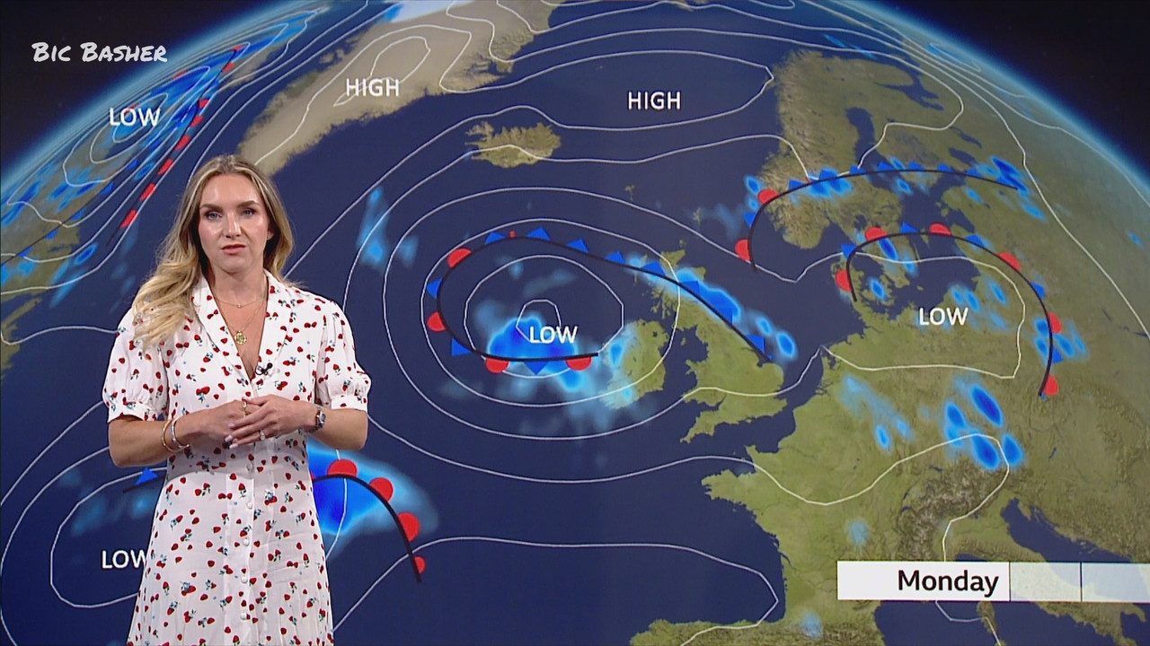 07.11 - 18.30.00 - North West Tonight; Weather. The new film from Rog....ts_snapshot_26.27.665