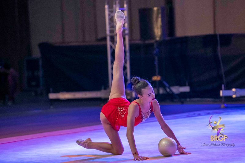 Елена Крупина художественная гимнастка