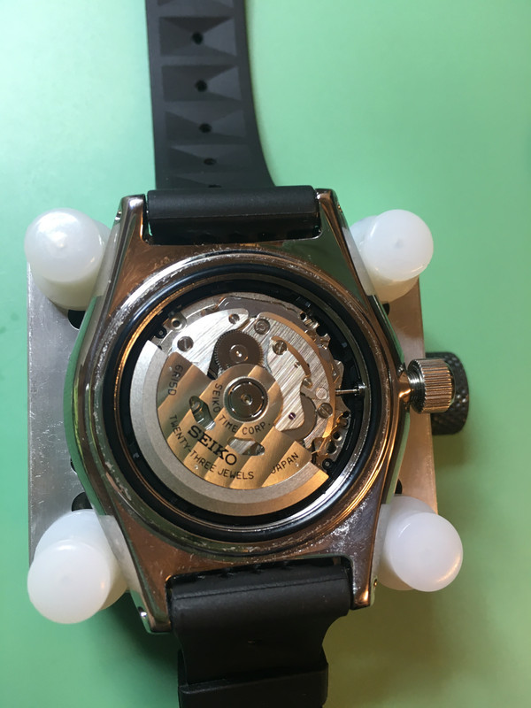 DB1643F0-30FA-409E-AE68-7ECA07039E7D