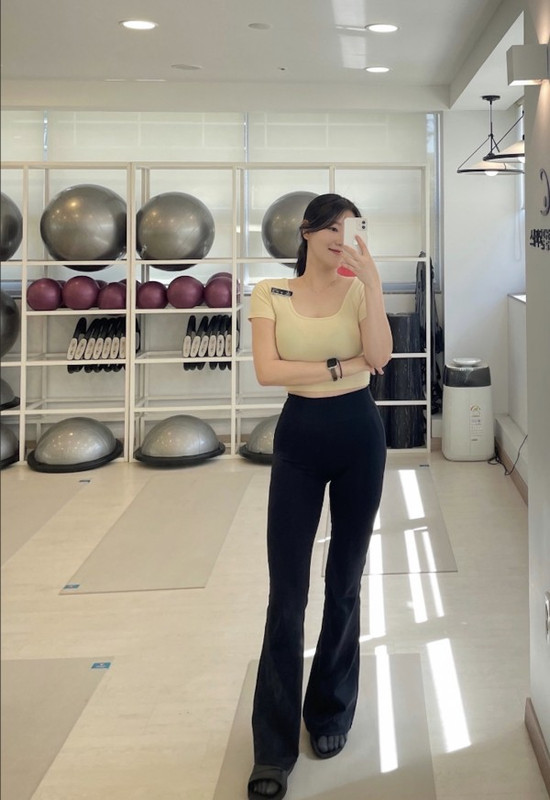 thumb-b51702917d966f6fa31cb8b544e9056a_1759066604_1345_600x873