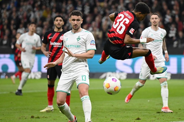 Frankfurt vs Werder Bremen, 20h30 ngày 23/08