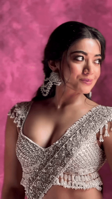 [Image: rashmika-mandanna-v0-kqao9hoqwnzd1.gif]
